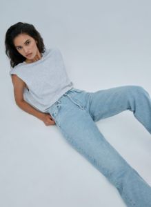 90s jean sold by Aritzia