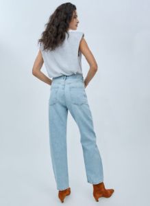 90s jean sold by Aritzia
