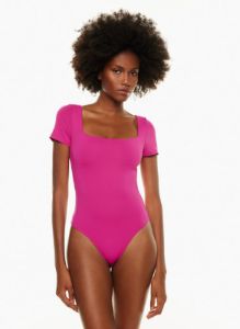 contour squareneck shortsleeve bodysuit sold by Aritzia