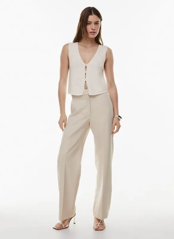 the limitless pant sold by Aritzia