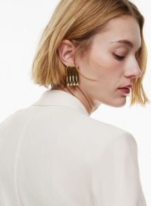 power robe sold by Aritzia