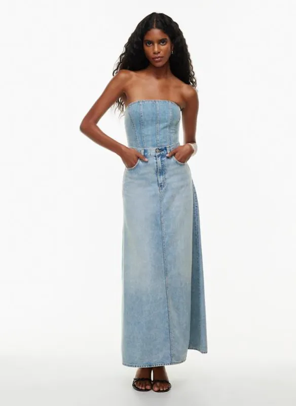 the ‘90s helena maxi denim skirt made by Aritzia