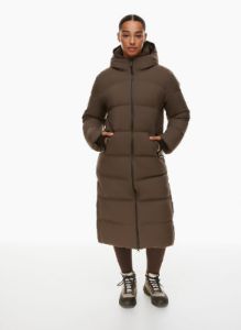 the super puff₂o™ long sold by Aritzia