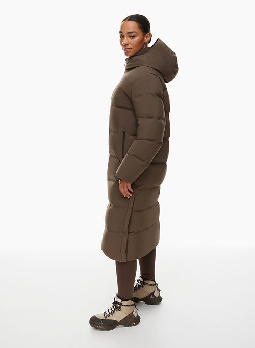 the super puff₂o™ long sold by Aritzia product image thumbnail 3