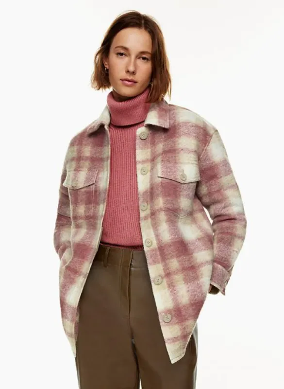 the ganna™ shirt jacket sold by Aritzia