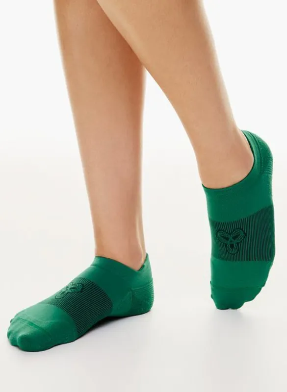 train no-show sock 3-pack sold by Aritzia