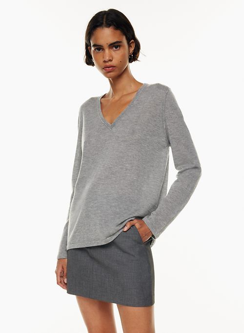 collier longsleeve sold by Aritzia