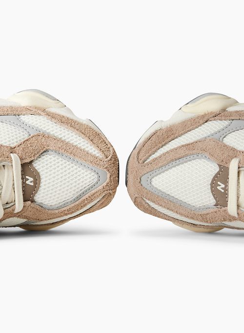 9060 sold by Aritzia product image thumbnail 6