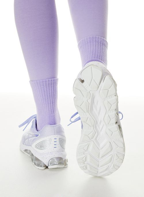 gel-quantum 180 vii sold by Aritzia product image thumbnail 2