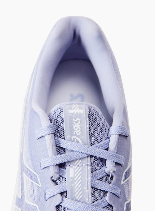 gel-quantum 180 vii sold by Aritzia product image thumbnail 7