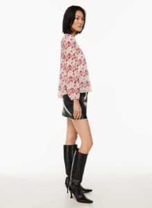 daydreamer v-neck blouse sold by Aritzia