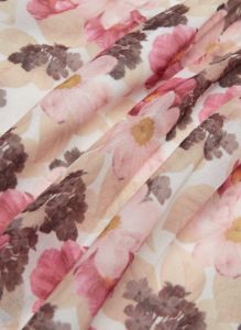 daydreamer v-neck blouse sold by Aritzia