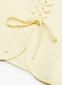 santal linen blouse sold by Aritzia