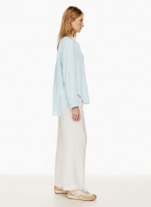 plath linen shirt sold by Aritzia