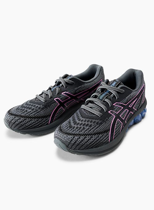 gel-quantum 180 vii sold by Aritzia product image thumbnail 4