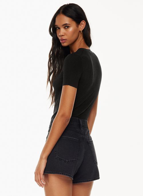 the 90s a-line hi-rise thigh jean short sold by Aritzia product image thumbnail 3