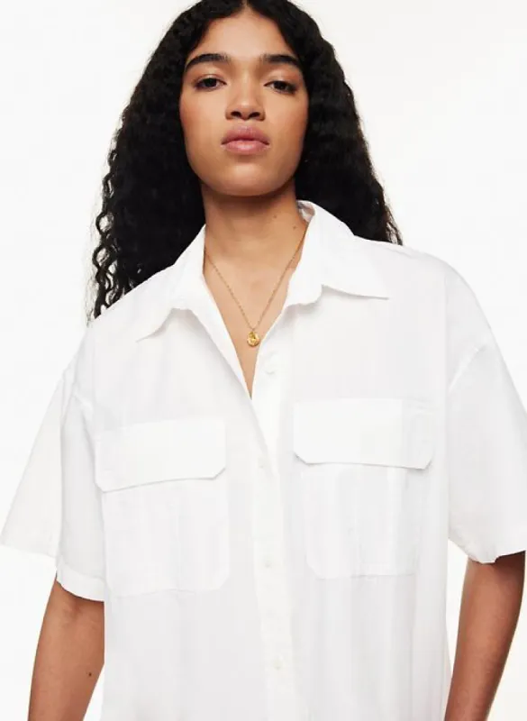 tella poplin shirt sold by Aritzia