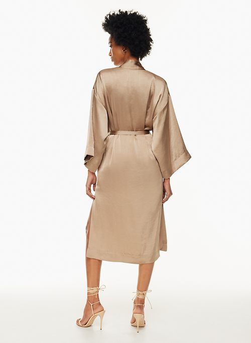 monody robe sold by Aritzia product image thumbnail 4