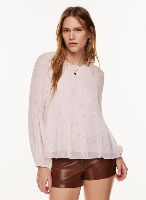 daydreamer blouse sold by Aritzia
