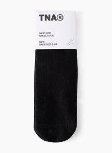 base grip ankle sock 3-pack sold by Aritzia