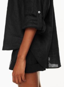archive linen shirt sold by Aritzia