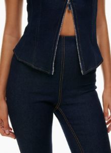 split hem jegging sold by Aritzia
