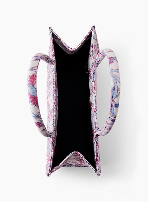 keep tote sold by Aritzia product image thumbnail 5