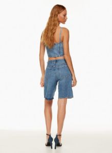 low-rise jean short sold by Aritzia