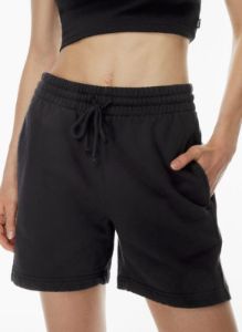 extra fleece boyfriend 5 sweatshort sold by Aritzia