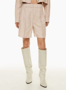 the effortless linen 7 short™ sold by Aritzia