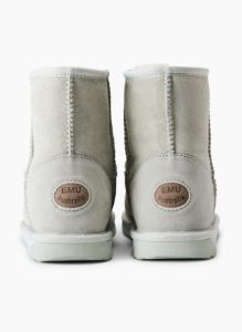 tna x emu stinger mini sold by Aritzia
