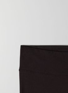 chill atmosphere lo-rise legging sold by Aritzia