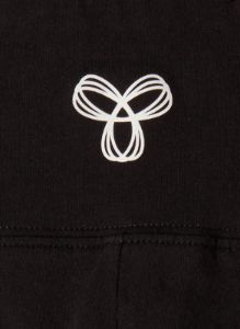 chill atmosphere lo-rise legging sold by Aritzia