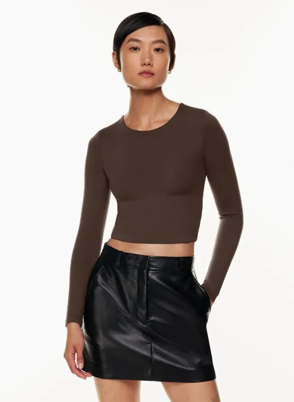 contour crew longsleeve sold by Aritzia