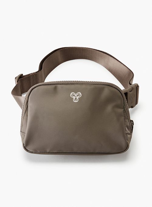 on-the-way exposed bag sold by Aritzia product image thumbnail 3