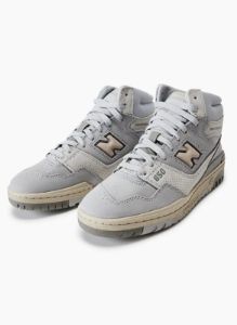 650 sold by Aritzia