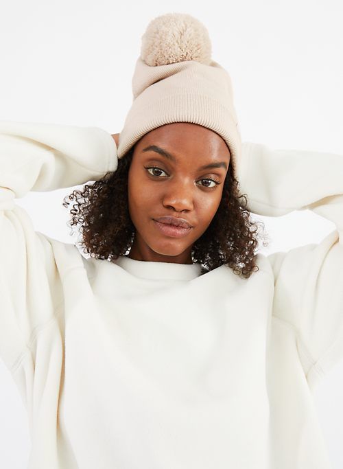 tora beanie sold by Aritzia