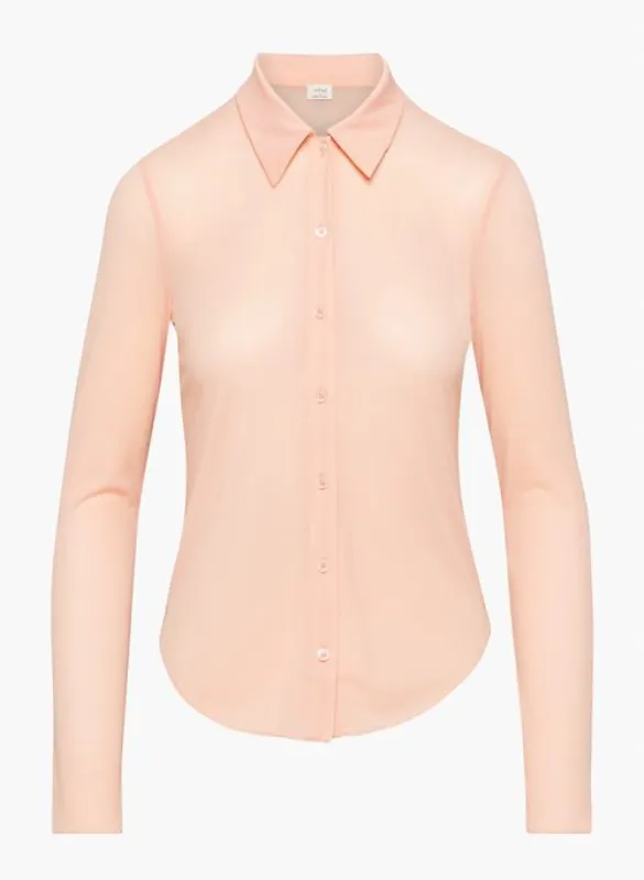 pose longsleeve sold by Aritzia