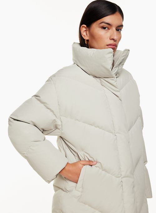 the cloud puff™ mid sold by Aritzia product image thumbnail 2