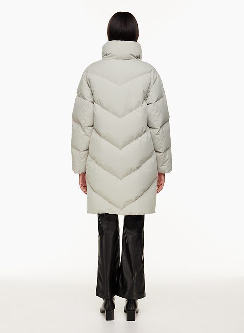 the cloud puff™ mid sold by Aritzia product image thumbnail 4