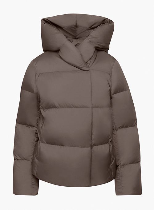 the duvet puffer short sold by Aritzia product image thumbnail 8