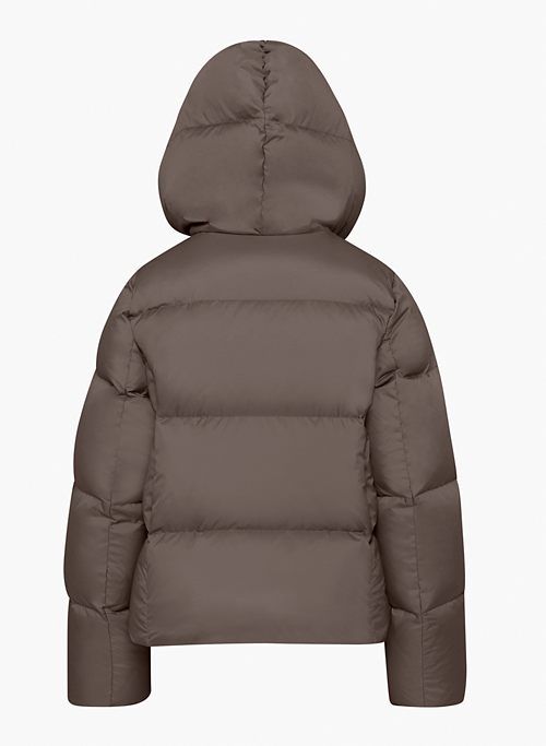 the duvet puffer short sold by Aritzia product image thumbnail 10