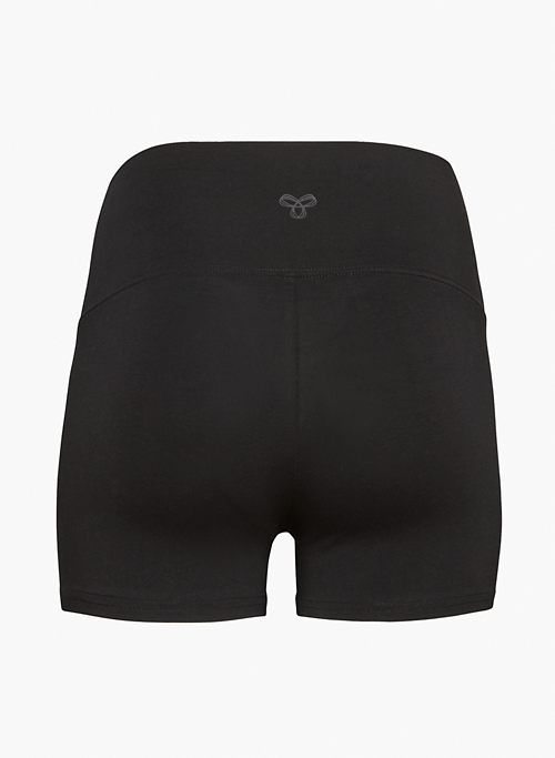 chill atmosphere hi-rise 3 short sold by Aritzia product image thumbnail 7