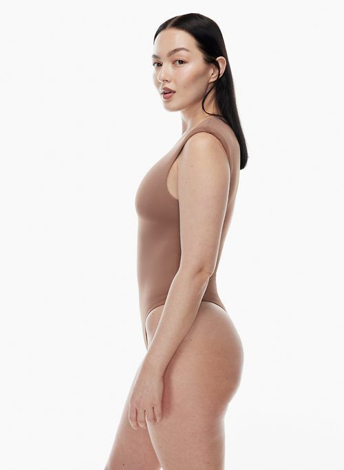 contour shoulder pad bodysuit sold by Aritzia product image thumbnail 5