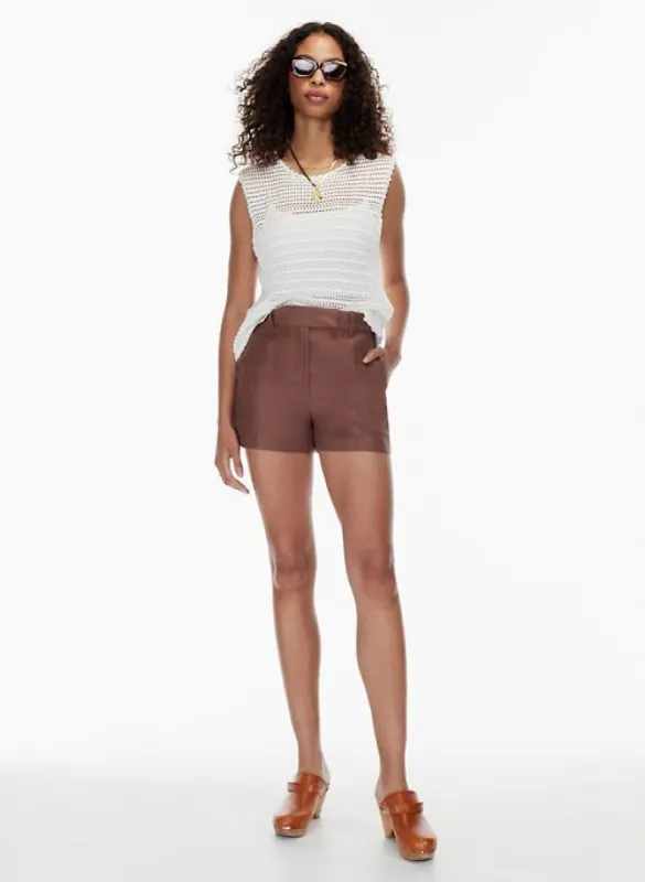 layover linen 3 short sold by Aritzia