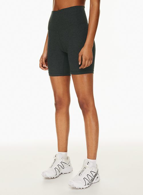 tnacozy™ atmosphere hi-rise 7 short sold by Aritzia product image thumbnail 5