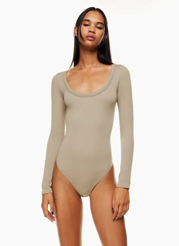 sinchseamless™ rib scoop longsleeve bodysuit sold by Aritzia