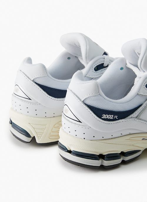 2002 sold by Aritzia product image thumbnail 5