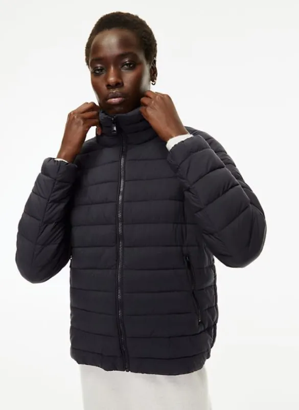 vantage puffer sold by Aritzia