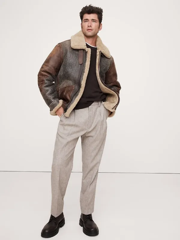 Wool-Blend Pleated Chino sold by Banana Republic